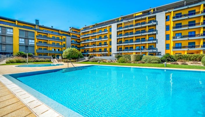 Image No.25-3 Bed Apartment for sale