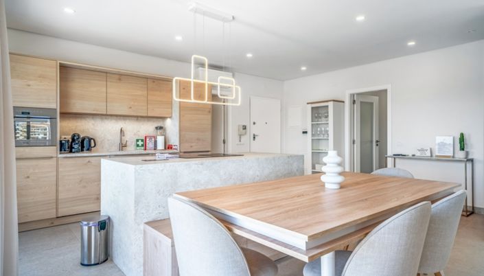 Image No.7-3 Bed Apartment for sale