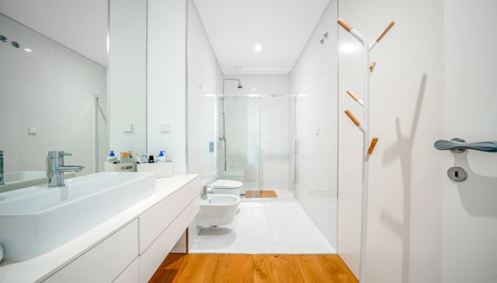 Image No.17-3 Bed Apartment for sale