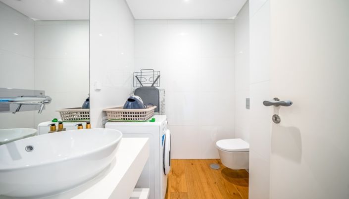 Image No.20-3 Bed Apartment for sale