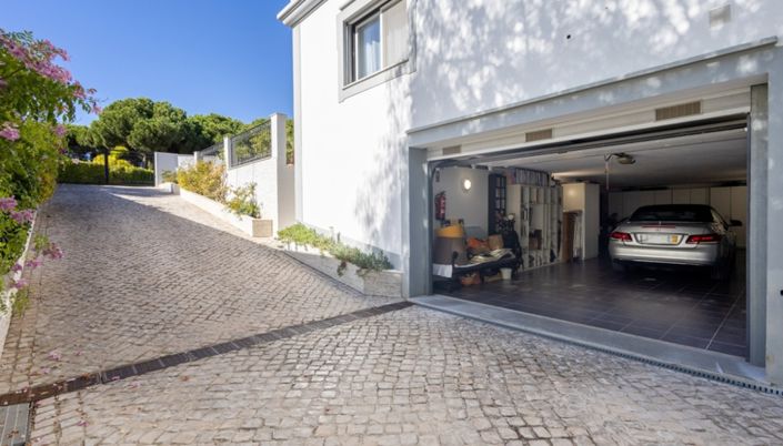 Image No.18-4 Bed Villa for sale