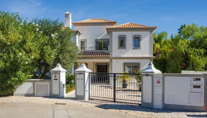 Image No.28-4 Bed Villa for sale