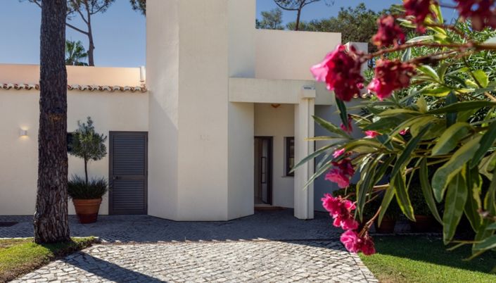 Image No.20-3 Bed Villa for sale