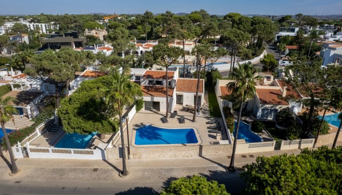 Image No.38-3 Bed Villa for sale
