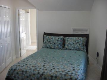 Cloudscape-bedroom-cayman-islands-real-estate