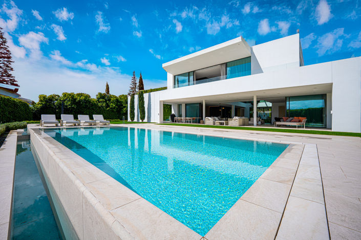 Image No.1-Villa de 5 chambres à vendre à Marbella