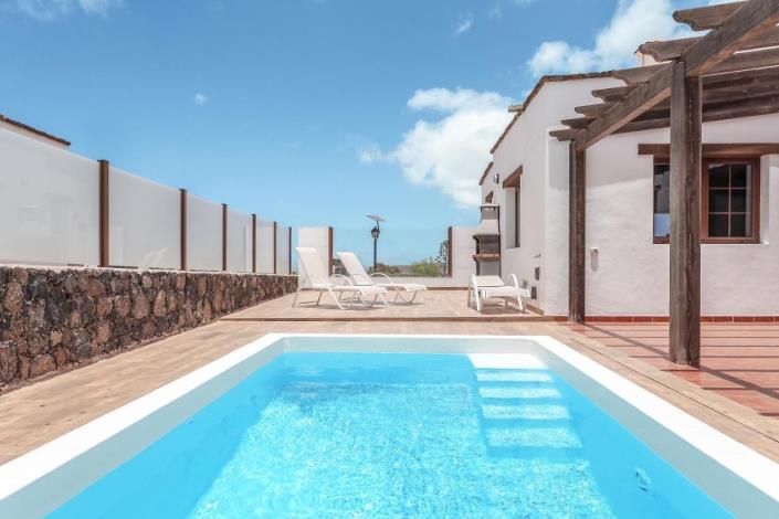 Image No.1-Villa de 4 chambres à vendre à Villaverde