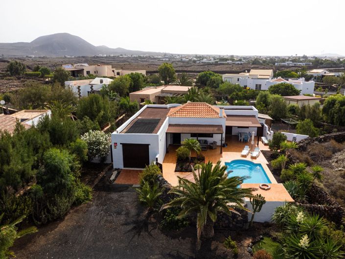 Image No.1-3 Bed Villa for sale