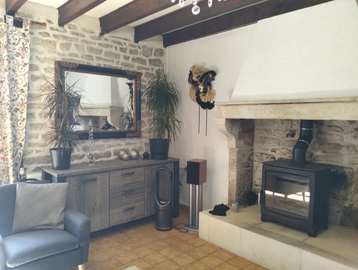 Image No.5-Maison / Villa de 4 chambres à vendre à Chef-Boutonne