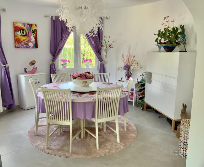 Image No.6-4 Bed Villa / Detached for sale