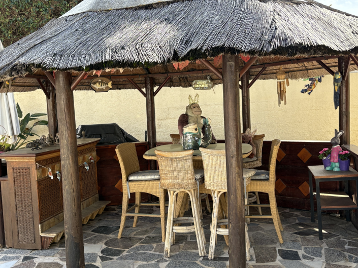 Image No.17-4 Bed Villa / Detached for sale