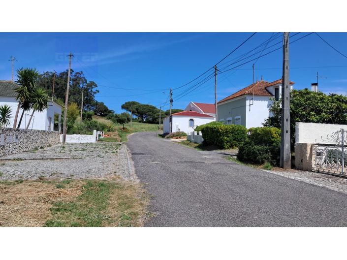 Image No.1-3 Bed House for sale