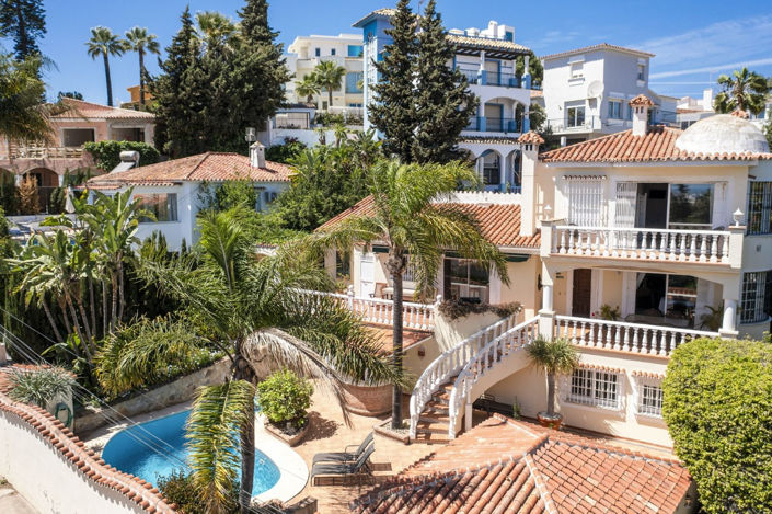 Image No.1-Propriété de 5 chambres à vendre à Nueva Andalucia