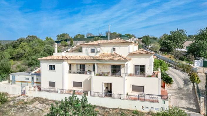 Image No.1-Villa de 6 chambres à vendre à Loule