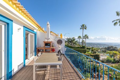 Quintas & Casas  most sold property