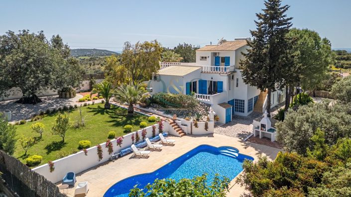 Image No.1-5 Bed Villa for sale