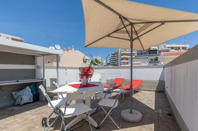 Quintas & Casas  most sold property