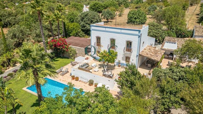 Image No.1-5 Bed Villa for sale