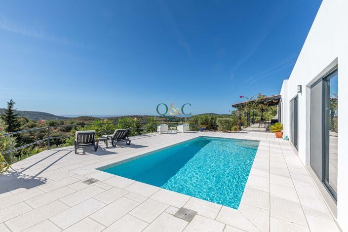 Image No.1-3 Bed Villa for sale