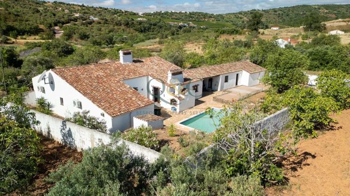 Image No.1-3 Bed Villa for sale