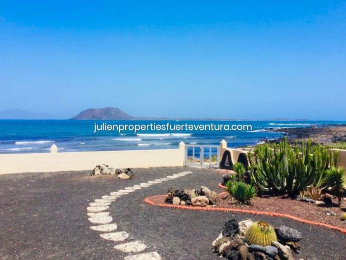 Image No.4-5 Bed Villa / Detached for sale