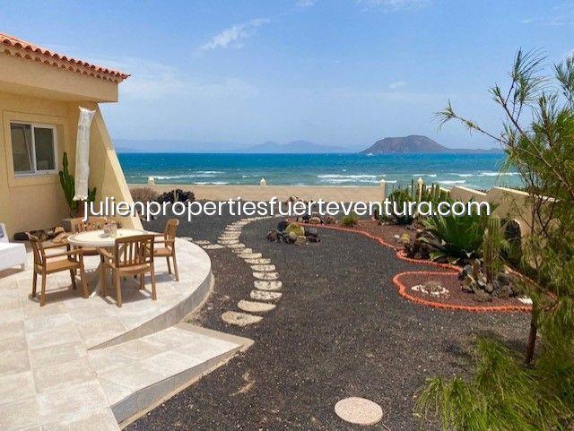 Image No.1-Villa / Détaché de 5 chambres à vendre à Corralejo