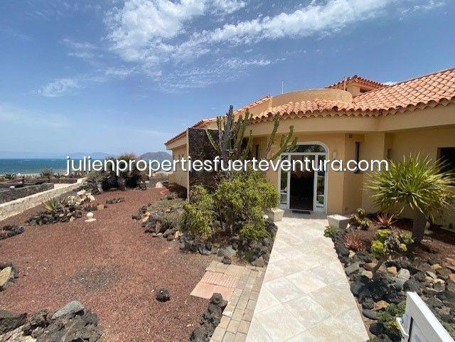 Image No.2-5 Bed Villa / Detached for sale