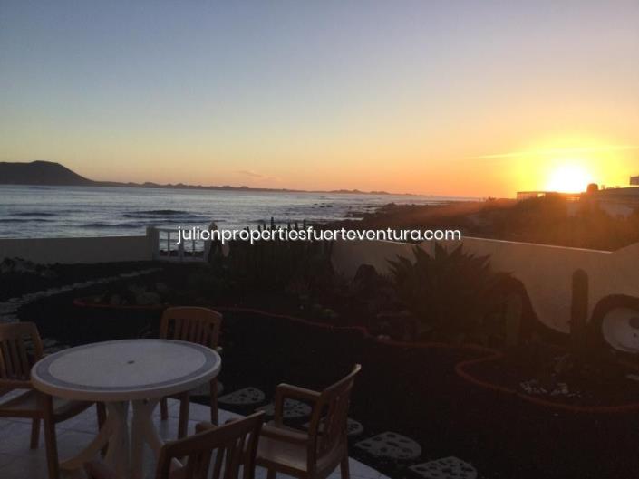 Image No.8-5 Bed Villa / Detached for sale