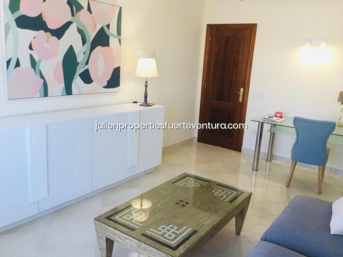 Image No.21-5 Bed Villa / Detached for sale