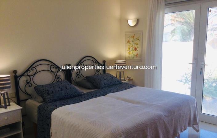 Image No.26-5 Bed Villa / Detached for sale