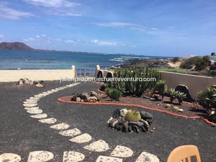 Image No.31-5 Bed Villa / Detached for sale