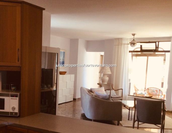 Image No.12-5 Bed Villa / Detached for sale