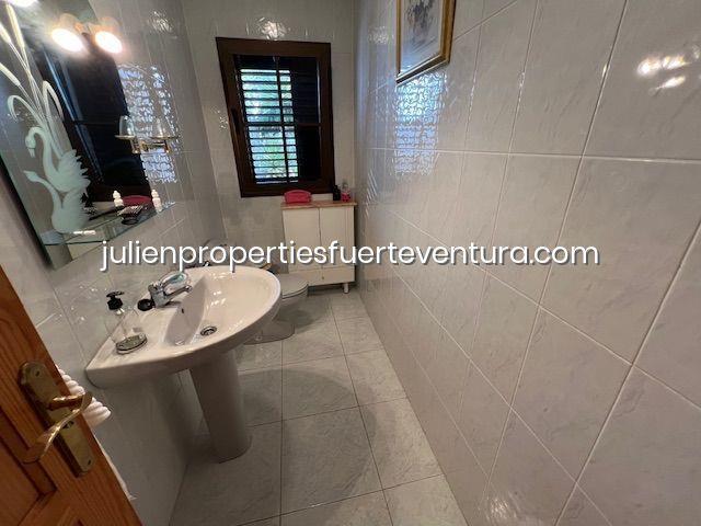 Image No.40-4 Bed Villa for sale