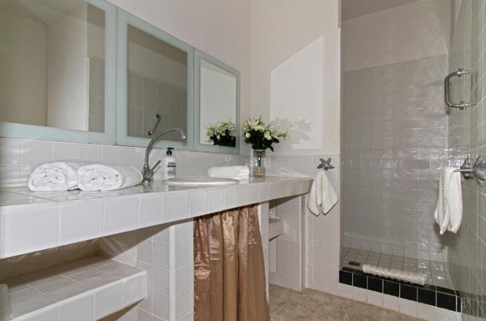 Image No.10-3 Bed Villa for sale