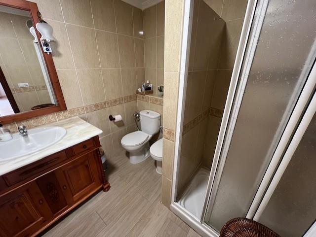 Image No.9-3 Bed Apartment for sale