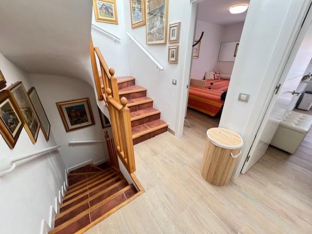 Image No.25-3 Bed Chalet for sale