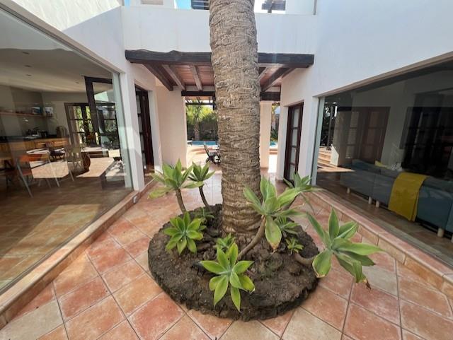 Image No.26-4 Bed Chalet for sale