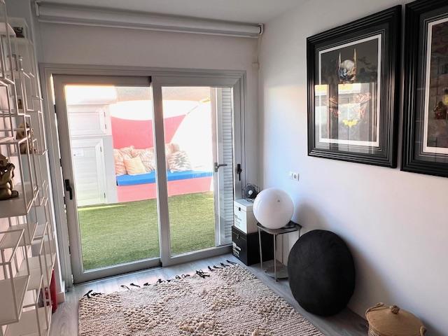 Image No.22-5 Bed Chalet for sale