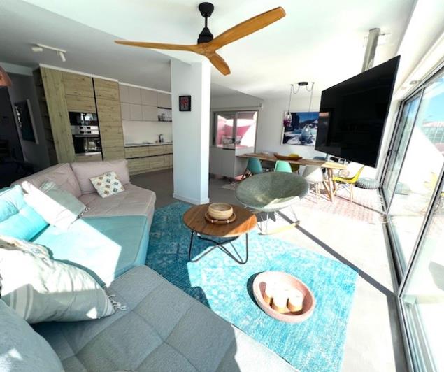 Image No.4-5 Bed Chalet for sale
