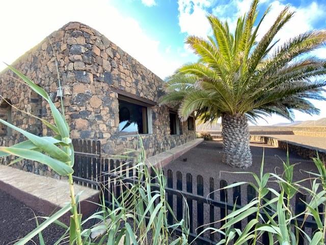 Image No.11-2 Bed Chalet for sale