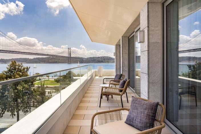 Image No.17-3 Bed Apartment for sale