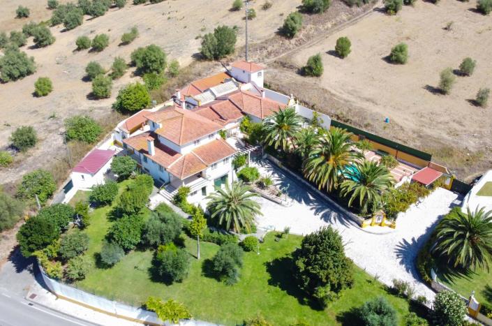 Image No.5-Propriété de pays de 8 chambres à vendre à Torres Novas