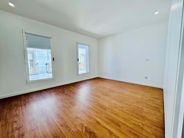 Image No.9-Maison / Villa de 2 chambres à vendre à Vila Nova de Ourém