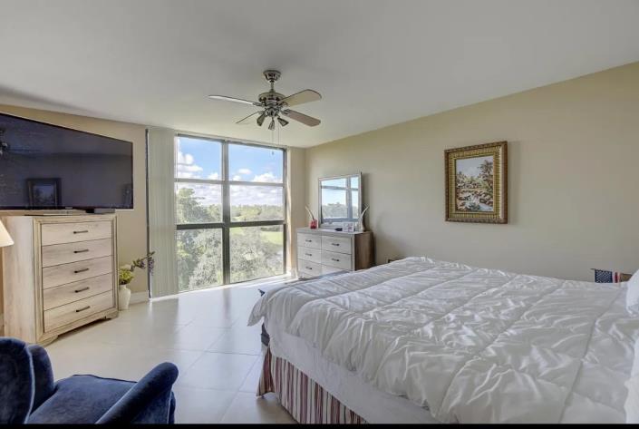 Image No.11-2 Bed Condo for sale