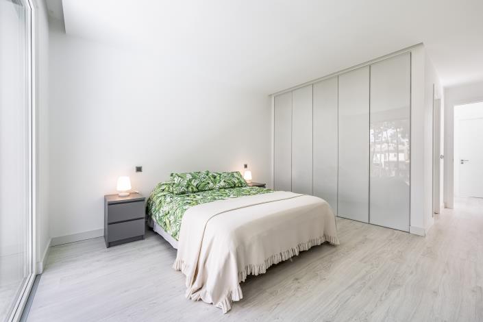 Image No.17-3 Bed Villa / Detached for sale