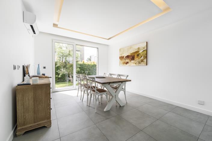 Image No.33-3 Bed Villa / Detached for sale