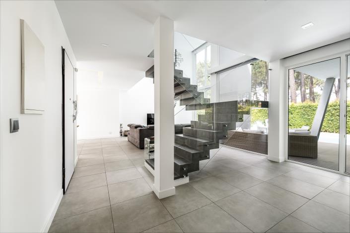 Image No.39-3 Bed Villa / Detached for sale