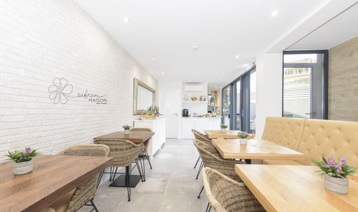 Image No.10-8 Bed Villa for sale