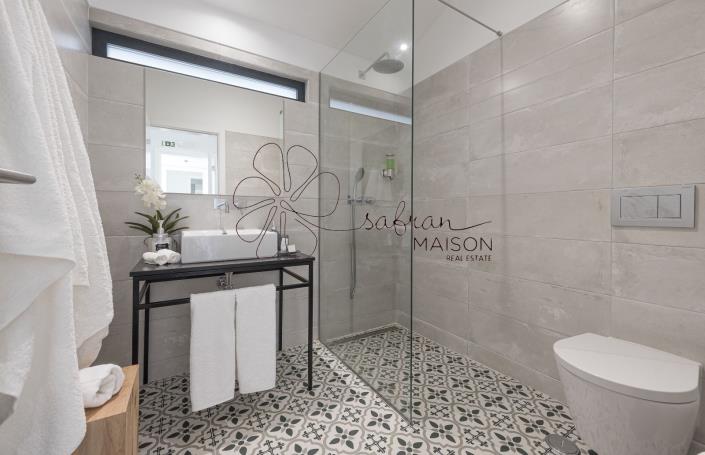 Image No.15-8 Bed Villa for sale