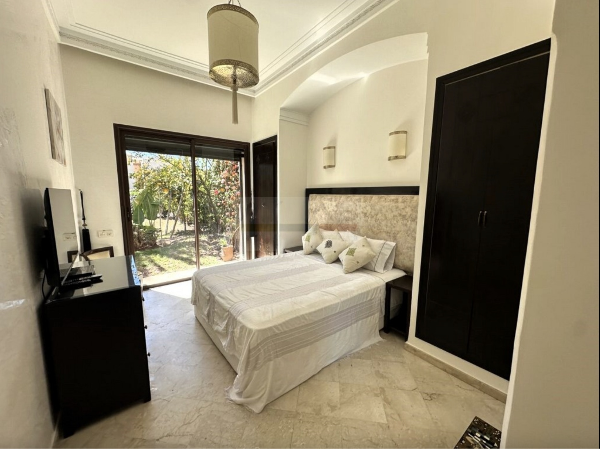 Image No.9-3 Bed Villa / Detached for sale